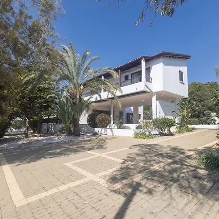 Casa vacanze Ferienvilla Mo 3 Fuer 10 Personen In By Interhome