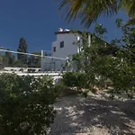Ferienvilla Mo 3 Fuer 10 Personen In By Interhome Casa vacanze Ayia Napa