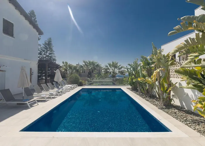 Ferienvilla Mo 3 Fuer 10 Personen In By Interhome Αγία Νάπα