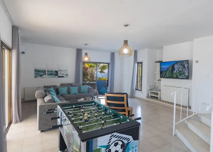 Ferienvilla Mo 3 Fuer 10 Personen In By Interhome Σπίτι διακοπών