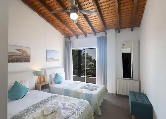 Ferienvilla Mo 3 Fuer 10 Personen In By Interhome * Ayía Nápa