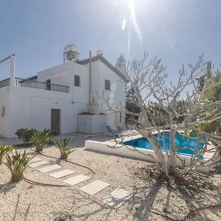 بيت للعطل Ferienvilla Mo 3 Fuer 10 Personen In By Interhome أيا نابا