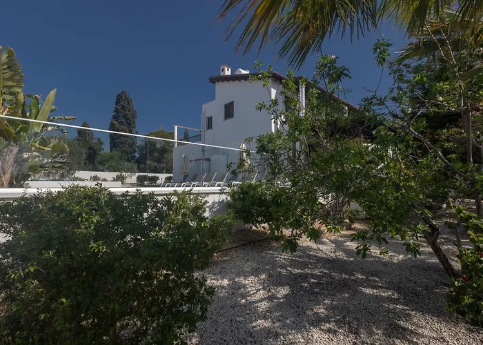 Ferienvilla Mo 3 Fuer 10 Personen In By Interhome بيت للعطل أيا نابا